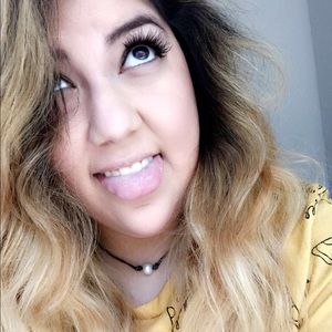 Meet your Posher, Celeste